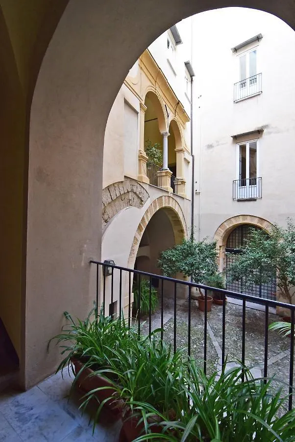 Ferienwohnung Casa Santa Sofia Palermo Apartment