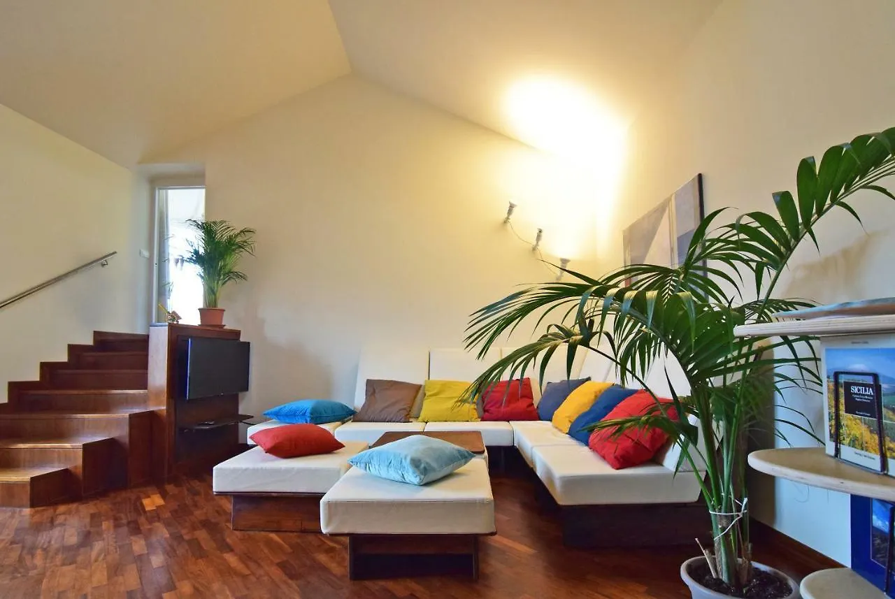 Casa Santa Sofia Lägenhet Palermo